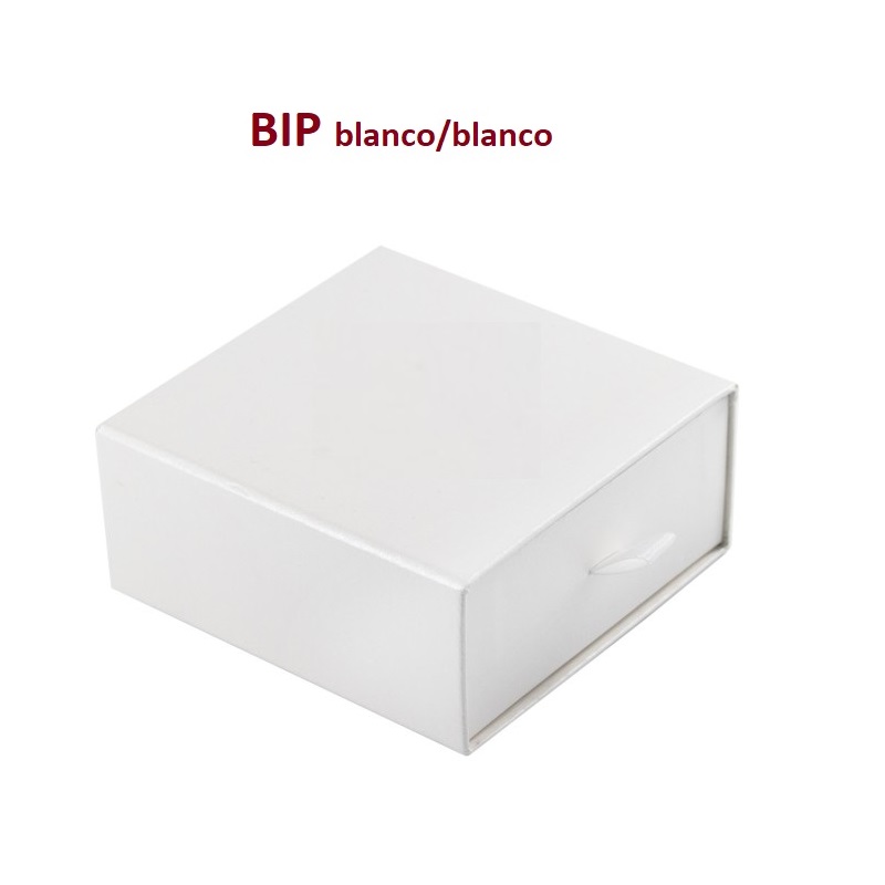Caja BIP pendientes + cadena 90x87x40 mm.
